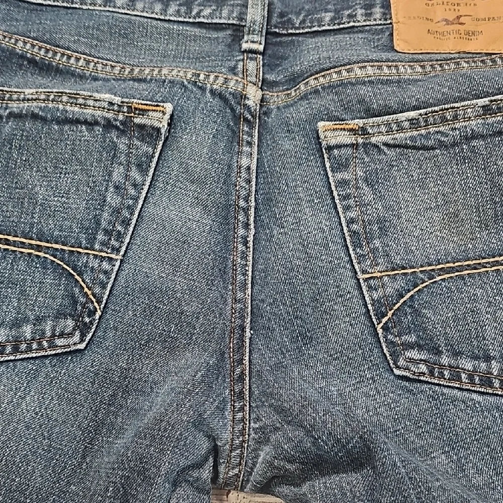 Hollister 32x30 Men's Blue Straight Jeans